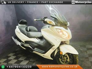 SUZUKI BURGMAN 650 EXECUTIVE AN650 MAXI SCOOTER VERY LOW MILES