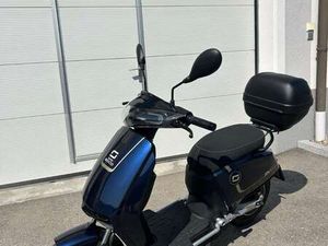 SOCO SUPER SOCO CUX ELEKTRO-MOPED 45 KM/H