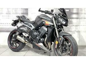 VENDO TRIUMPH STREET TRIPLE 765 RS (2023 - 26) USATA A CASALGRASSO (CODICE 9904550) - MOTO.IT