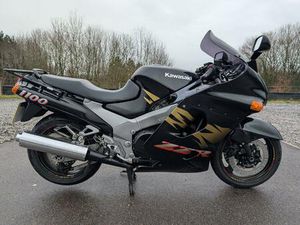 KAWASAKI ZZR1100 1052 CC
