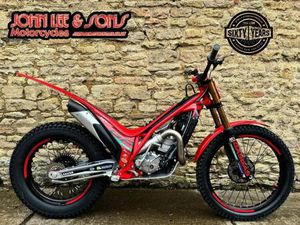 GAS GAS TXT 250 CC GP TRIALS BIKE, 2025 MODEL, IN STOCK NOW & £1000.00 DISCOUNT