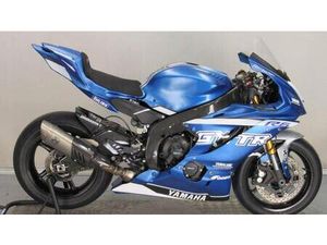 VENDO YAMAHA YZF R6 GYTR (2022 - 26) USATA A PARMA (CODICE 9901173) - MOTO.IT