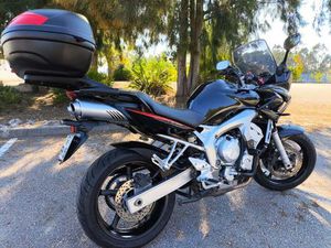 YAMAHA FAZER FZS600 - APENAS 17500KM LEIRIA, POUSOS, BARREIRA E CORTES