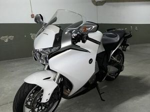 HONDA VFR 1200 F DCT COMO NOVA ALDOAR, FOZ DO DOURO E NEVOGILDE