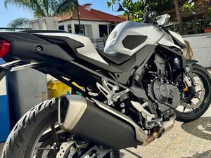 HONDA CB750 HORNET 2025 35KW SANTO ANTÓNIO