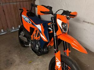 KTM SMCR 690