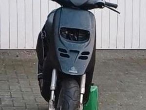 VERKAUFE MEINE PIAGGIO TPH 200€ WER MORGEN KOMMT