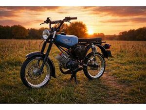 SIMSON S51 TAUCHE GEGEN GASGAS MC 125 / KTM EXC SX 125