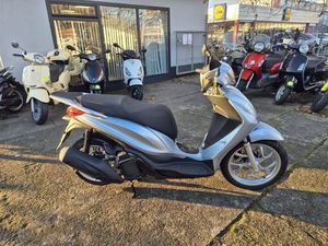 PIAGGIO MEDLEY 125 ABS MODELL 2025 EURO 5+