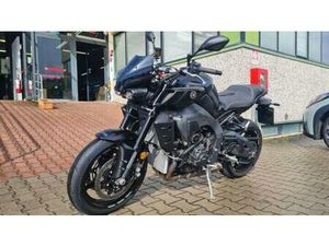VENDO YAMAHA MT-10 (2022 - 26) USATA A SIENA (CODICE 9857622) - MOTO.IT