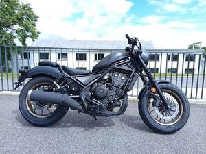 HONDA CMX 500 REBEL S