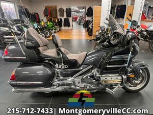 2005 HONDA® GOLD WING