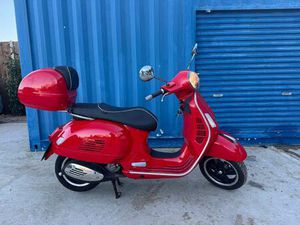 PIAGGIO VESPA GTS 125 SUPER ABS SCOOTER PETROL CVT (15 PS) 124 CC