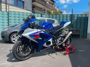 SUZUKI GSXR K7 1000