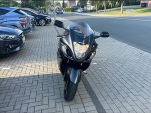 SUZUKI HAYABUSA, SEHR GEPFLEGT, NUR 7000KM