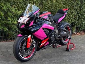 SUZUKI GSXR 750 K6 K7 RENNSTRECKEN RACEBIKE READY TO RACE
