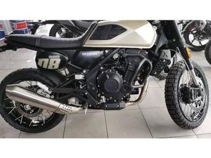 VENDO BRIXTON MOTORCYCLES CROSSFIRE 500 XC (2022 - 26) NUOVA A VILLANUOVA SUL CLISI (CODICE 8940237) - MOTO.IT