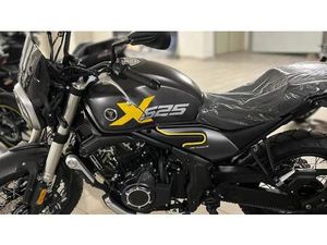 VENDO VOGE TROFEO 525ACX SCRAMBLER (2023 - 26) NUOVA A BAGNOLO MELLA (CODICE 9119707) - MOTO.IT