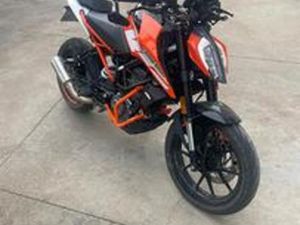 KTM DUKE 125