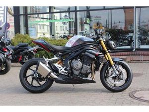 TRIUMPH SPEED TRIPLE 1200 RS