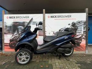 PIAGGIO MP3 500 HPE | 26.000 KM | CUSTOM KLEUR & HANDVATVERW — MOTOREN | PIAGGIO — MARKTPLAATS