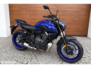 YAMAHA MT
