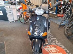 VESPA ET2 2TAKT 45KMH SONDEREDITION BLLACK&WHITE