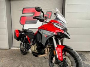 DUCATI MULTISTRADA V4S RADAR SPOKED WHEELS VALISES 2025 1103 CM3 | MOTO TRAIL | 8 180 KM | ROUGE | 77240 VERT ST DENIS