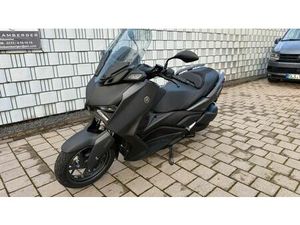 YAMAHA X MAX 300