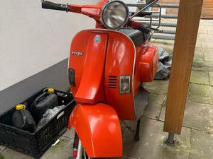 VESPA PK50 – KOMPLETT RESTAURIERT – MIT PAPIERE