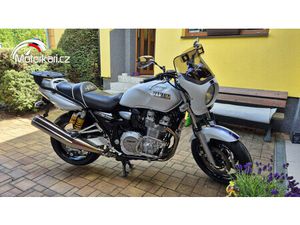 YAMAHA XJR 1300