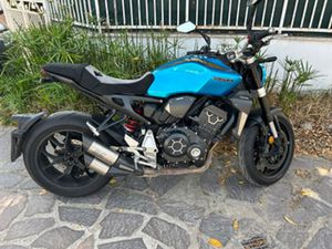 CB 1000 R