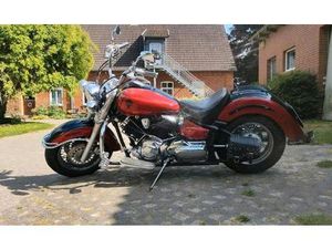 YAMAHA XVS 1100 CLASSIC