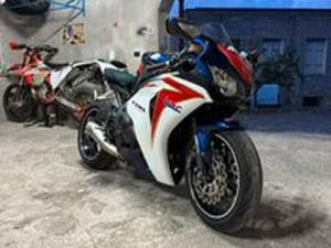 CBR 1000 RR