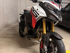 MULTISTRADA V4 RS
