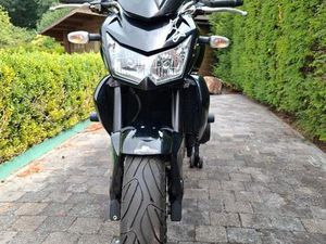 ② KAWASAKI Z750 - 2009