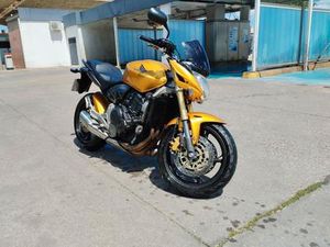 HONDA - CB 600F HORNET