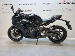 HONDA - CBR 650 R