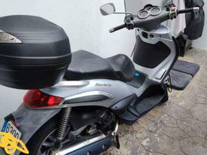 PIAGGIO - BEVERLY 400