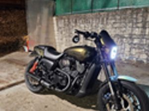HARLEY DAVIDSON STREET ROD