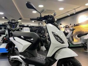 PIAGGIO 1 ACTIVE 2022 125 CM3 | SCOOTER | 2 151 KM | BLANC | 75016 PARIS 16