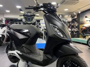 PIAGGIO 1 ELECTRIQUE 2024 45 CM3 | SCOOTER | 478 KM | NOIR | 75016 PARIS 16