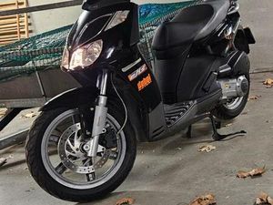 ② APRILIA SPORTCITY 125 CC