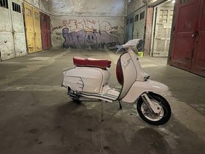 LAMBRETTA LI IM SX LOOK. TAUSCH GEGEN VESPA LARGEFRAME MÖGLICH