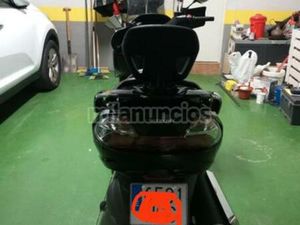 SUZUKI - BURGMAN 400