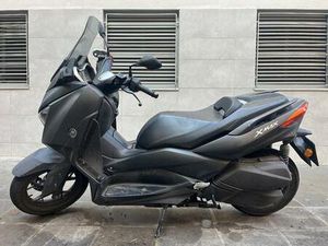 YAMAHA - X-MAX 300