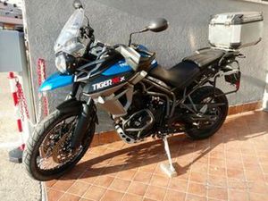 TRIUMPH TIGER 800 XCX AZZURRA