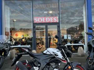 SUZUKI GSX-S 125 ABS 2024 125 CM3 | MOTO ROADSTER | 9 557 KM | BLANC | 44700 ORVAULT