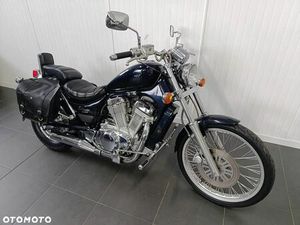 SUZUKI INTRUDER