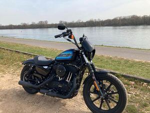 HARLEY DAVIDSON SPORTSTER IRON 1200 – VIVID BLACK